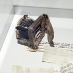 17.08.2022. Kielce. OMPiO. Tefilin - nowa wystawa. / Fot. Jarosław Kubalski - Radio Kielce.