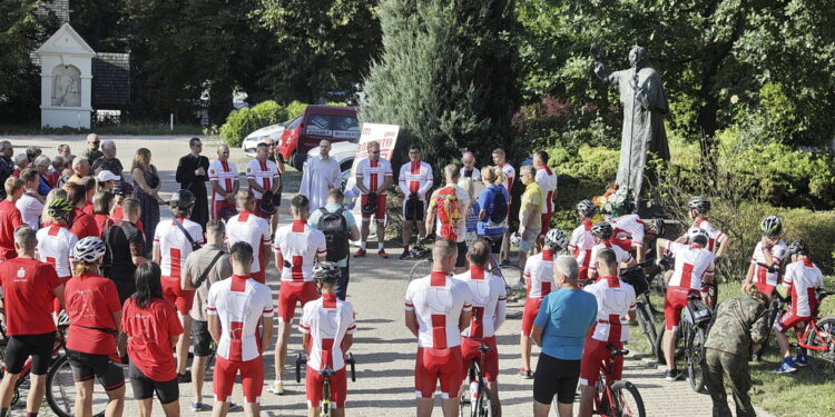 27.08.2022 Kielce. II Rajd Rowerowy im. Westerplatczyków / Fot. Jarosław Kubalski - Radio Kielce