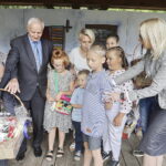 Kosze przysmaków czekały dla dzieci - Radio Kielce