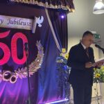 Ujazd. Złote Gody na zamku Krzyżtopór. Na zdjęciu: Marek Staniek - burmistrz Iwanisk / Emilia Sitarska - Radio Kielce