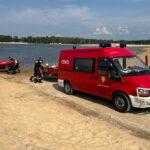 Spacerowicz znalazł zwłoki w wodzie