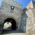 04.08.2022. Opatów. Odnowiony Obraz Matki Boskiej Częstochowskiej na Bramie Warszawskiej / Fot. Emilia Sitarska - Radio Kielce