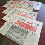 29.08.2022. Ostrowiec Świętokrzyski. Wystawa poświęcona powstaniu Solidarności w Ostrowcu Świętokrzyskim. / Fot. Emilia Sitarska - Radio Kielce.