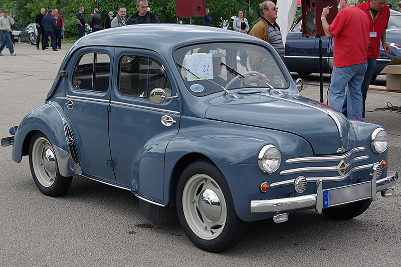 Renault 4CV / Fot. wikimedia.org