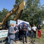 23.08.2022. Ujazd. Wbicie łopaty pod remont drogi wojewódzkiej 758