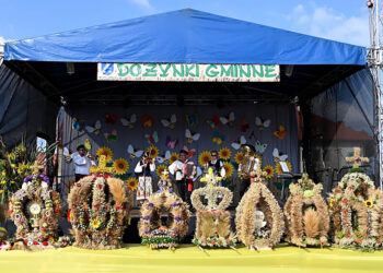 Dożynki w Daleszycach. Najpiękniejszy wieniec gospodyń z koła Sukowianki znad Lubrzanki - Radio Kielce