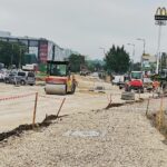 Prace na skrzyżowaniu trwają, ale tempo raczej słabe - Radio Kielce Kielce. Remont na Al Solidarności / Fot. WIktor Taszłow - Radio Kielce