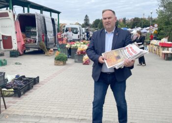 Na targowisku w Opatowie o problemach rolników i nie tylko - Radio Kielce