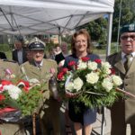 07.08.2022. Starachowice. 79. rocznica rozbicia aresztu w Starachowicach. Na zdjęciu (druga z prawej): poseł Agata Wojtyszek / Fot. Emilia Sitarska - Radio Kielce