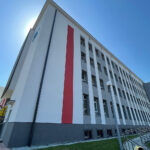 25.08.2022. Kielce. Wojewódzki Szpital Zespolony w Kielcach po termomodernizacji / Fot. Wiktor Taszłow - Radio Kielce