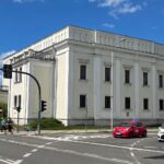 10.08.2022. Kielce. Dawna synagoga przy ulicy Warszawskiej / Fot. Wiktor Taszłow - Radio Kielce