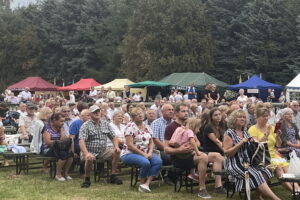 28.08.2022. Kałków. Koncert „Świętokrzyska droga do wolności”. / Fot. Emilia Sitarska - Radio Kielce.