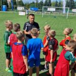 07.08.2022. Starachowice. Spotkanie pt. „Warsztaty z Gwiazdą”, którego gośćmi byli reprezentanci Polski w piłce nożnej Sławomir Peszko i Radosław Majewski / Maciej Makuła - Radio Kielce