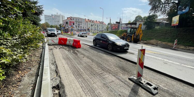 24.08.2022. Kielce. Remont ulicy Ogrodowej / Fot. Wiktor Taszłow