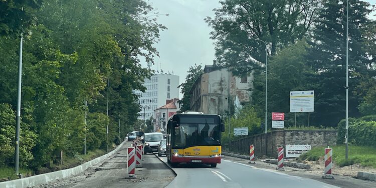 24.08.2022. Kielce. Remont ulicy Ogrodowej / Fot. Wiktor Taszłow