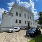 10.08.2022. Kielce. Dawna synagoga przy ulicy Warszawskiej / Fot. Wiktor Taszłow - Radio Kielce