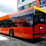 21.09.2022. Skalbmierz. Ekologiczny autobus marki Solaris / Fot. UMiG Skalbmierz