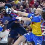 22.09.2022. Barcelona. 2. kolejka Ligi Mistrzów: FC Barcelona - Łomża Industria Kielce / Fot. Enric Fontcuberta - EPA/PAP