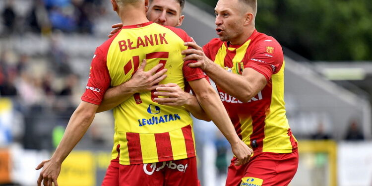 11.09.2022. Legnica. 9. kolejka PKO Ekstraklasy: Miedź Legnica - Korona Kielce Fot. Sebastian Borowski - PAP