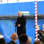 17.09.2022. Skowronki. Prezes Prawa i Sprawiedliwości Jarosław Kaczyński przemawia na otwarciu kanału żeglugowego przez Mierzeję Wiślaną / Fot. PAP - Adam Warżawa