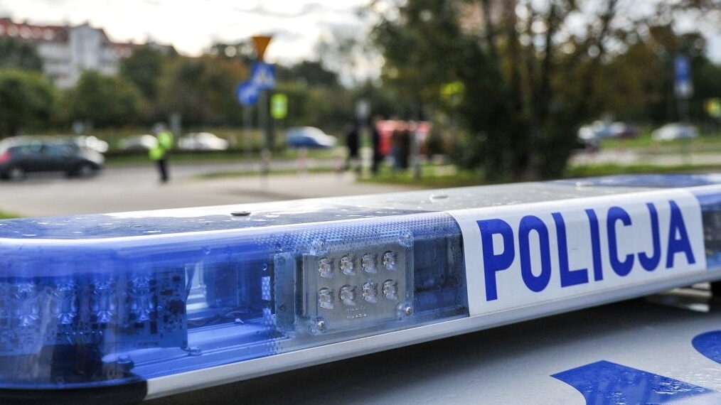Czołowe zderzenie, jedna osoba w ciężkim stanie