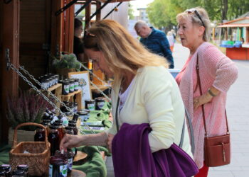 02.09.2022. Busko Zdrój. Polskie Kulinaria 2022. Smacznie, zdrowo i zdrojowo - Jarmark Norbertański / Fot. Marta Gajda-Kruk - Radio Kielce