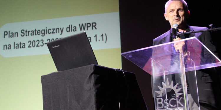 Ponad 25 mld euro na rozwój wsi. Kto skorzysta z dotacji? - Radio Kielce