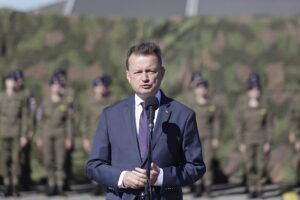 Mariusz Błaszczak ogłosił treść czwartego pytania referendalnego