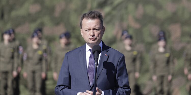 Mariusz Błaszczak ogłosił treść czwartego pytania referendalnego