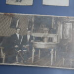 23.09.2022. Pińczów. Przekazanie do Muzeum Regionalnego w Pińczowie dokumentów po Józefie Kwietniu. / Fot. Marta Gajda-Kruk - Radio Kielce