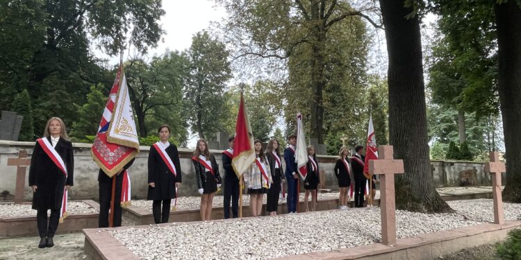 17.09.2022. Sandomierz. Uroczystości z okazji 83. rocznicy agresji sowieckiej na Polskę oraz obchody Dnia Sybiraka. / Fot. Grażyna Szlęzak - Radio Kielce