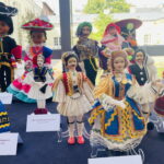 08.09.2022. Kielce. Muzeum Zabawek i Zabawy. Lalki w strojach narodowych i ludowych – wystawa czasowa. / Fot. Dorota Klusek - Radio Kielce