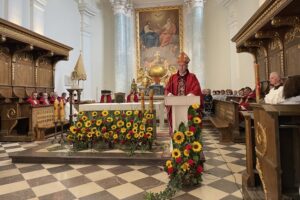 11.09.2022. Święty Krzyż. Msza święta odpustowa. Na zdjęciu: arcybiskup Stanisław Gądecki / Fot. Anna Głąb - Radio Kielce