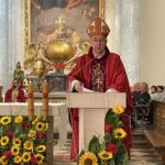 Arcybiskup Stanisław Gądecki sprawował mszę świętą odpustową na Świętym Krzyżu - Radio Kielce 11.09.2022. Święty Krzyż. Msza święta odpustowa. Na zdjęciu: arcybiskup Stanisław Gądecki / Fot. Anna Głąb - Radio Kielce