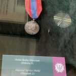 12.09.2022. Skarżysko-Kamienna. Medale prezentowane w Muzeum im. Orła Białego / Fot. Anna Głąb - Radio Kielce