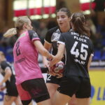 24.09.2022. Kielce. Mecz 2. kolejki grupy C I ligi piłkarek ręcznych Suzuki Korona Handball – SMS ZPRP I Płock / Fot. Wiktor Taszłow – Radio Kielce