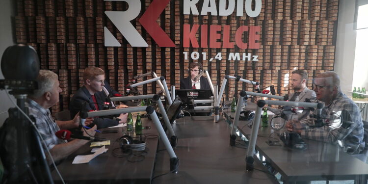 Kielce. Studio Polityczne Radia Kielce / Fot. Wiktor Taszłow - Radio Kielce