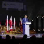 06.09.2022. Kielce. Oficjalne otwarcie 30. Międzynarodowego Salonu Przemysłu Obronnego. Na zdjęciu (przemawia): Bogdan Wenta - prezydent Kielc / Fot. Wiktor Taszłow - Radio Kielce