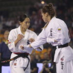 25.09.2022. Kielce. Finałowe walki VII Mistrzostw Świata Karate w Kategoriach Wagowych. Na zdjęciu: Riri Ishihara - Japonia, Ruta Brazdzionyte - Litwa / Fot. Wiktor Taszłow - Radio Kielce