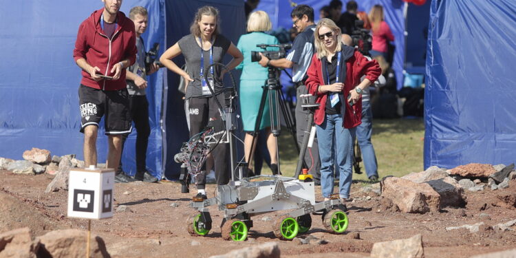 09.09.2022. Kielce, Politechnika Świętokrzyska. European Rover Challenge. / Fot. Wiktor Taszłow - Radio Kielce