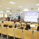 27.09.2022. Kielce. Jubileusz Politechniki Świętokrzyskiej. Na zdjęciu (przemawia): prof. Tomasz Kozłowski - dziekan Wydziału Inżynierii Środowiska, Geomatyki i Energetyki / Fot. Wiktor Taszłow - Radio Kielce