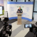 14.09.2022. WFOŚiGW. Konferencja ws. dodatkowego naboru do ogólnopolskiego programu gospodarki wodno-ściekowej. Na zdjęciu: Ryszard Gliwiński - prezes Wojewódzkiego Funduszu Ochrony Środowiska i Gospodarki Wodnej w Kielcach / Fot. Wiktor Taszłow – Radio Kielce