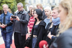 14.09.2022. Kielce, plac Artystów. Wystawa rzeźb. / Fot. Wiktor Taszłow - Radio Kielce