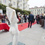 14.09.2022. Kielce, plac Artystów. Wystawa rzeźb. / Fot. Wiktor Taszłow - Radio Kielce