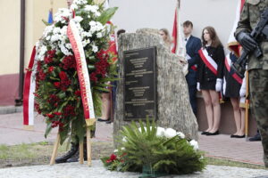 15.09.2022. Chmielnik. Uroczystości upamiętniające Marianne Stradowską i jej syna Wacława, którzy zginęli za pomoc Żydom / Fot. Wiktor Taszłow – Radio Kielce