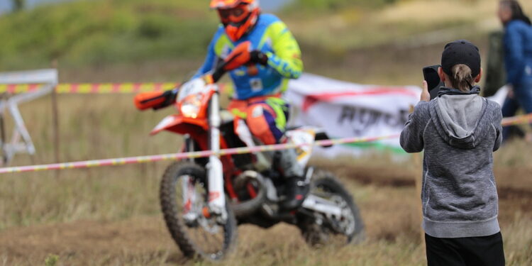 18.09.2022. Piekoszów. Mistrzostwa Europy Enduro / Fot. Wiktor Taszłow – Radio Kielce