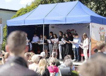 03.09.2022. Kielce. Plac Artystów. Narodowe czytanie