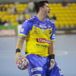 W Paryżu bez obrotowego. Tournat zerwał więzadła