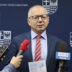 23.09.2022. Kielce. Konferencja poświęcona bezpłatnemu programowi profilaktycznego „Twój świadomy wybór”. Na zdjęciu: dr Sławomir Okła - kierownik Otolaryngologii Chirurgii Głowy i Szyi ŚCO / Fot. Wiktor Taszłow - Radio Kielce