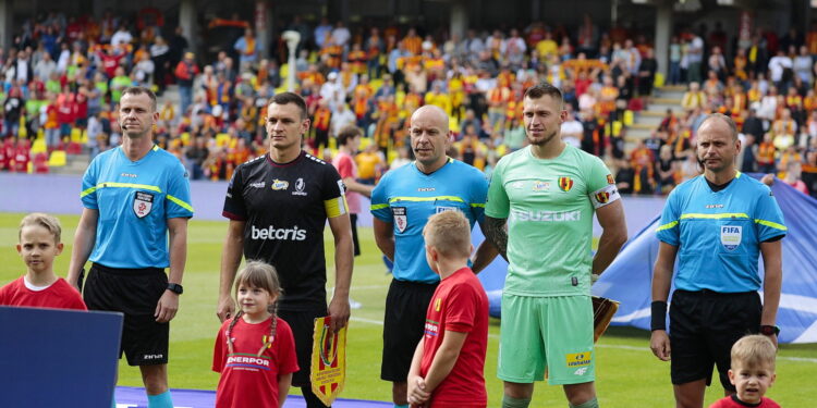 04.09.2022. Kielce. Mecz Korona Kielce - Pogoń Szczecin / fot. Wiktor Taszłow - Radio Kielce